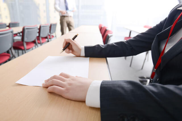 税理士試験合格後に「税理士」になるには何をすればいい?