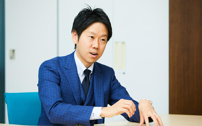 グループ長 菅原様