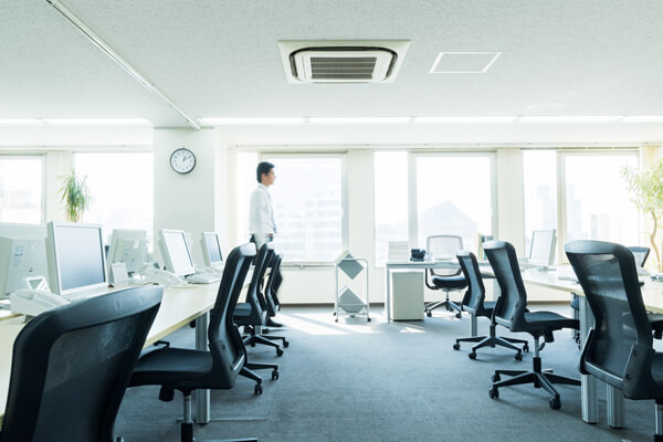 未経験でも採用されやすい事務所の規模とは?